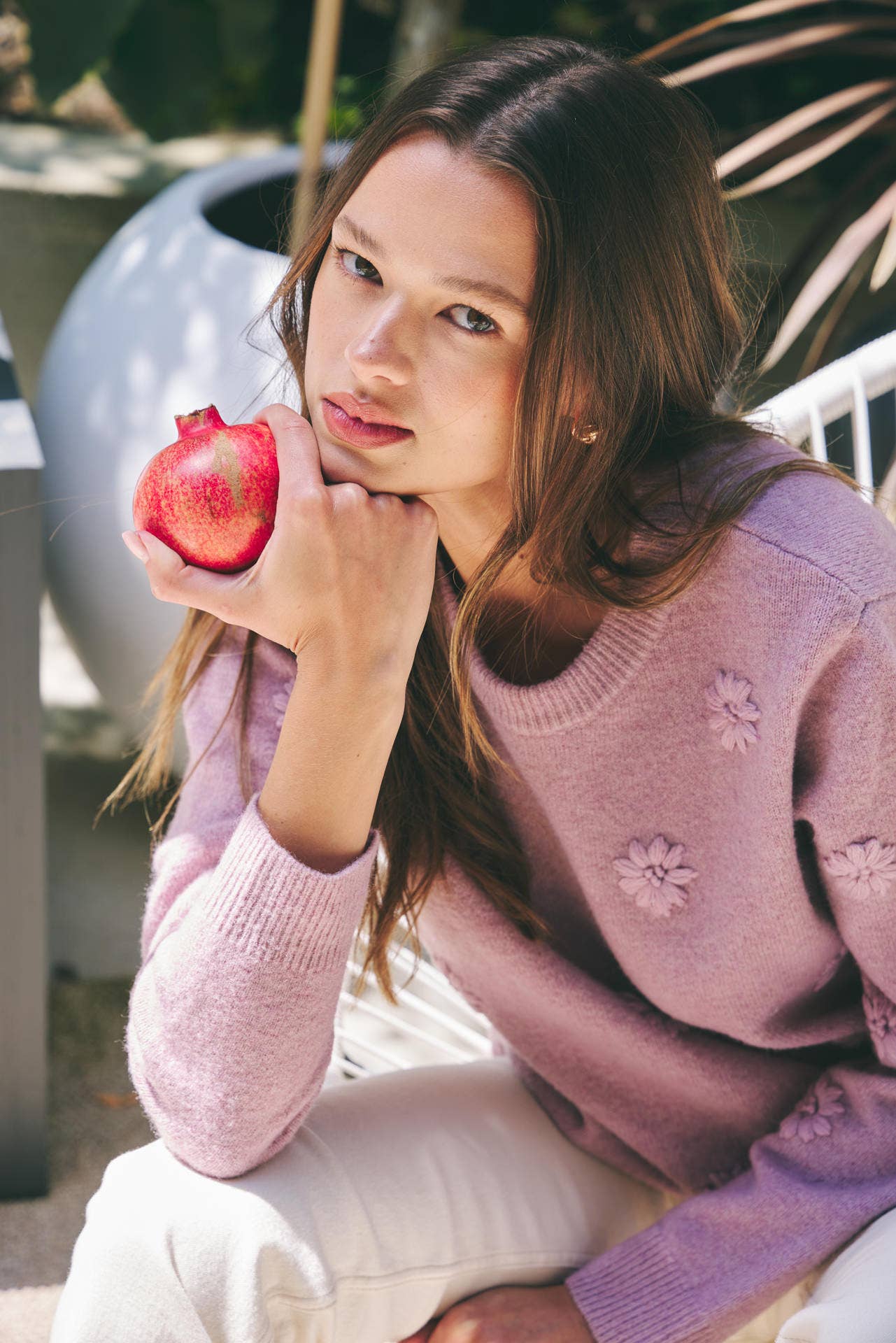 FLORAL EMROIDERED OVERSIZED SWEATER