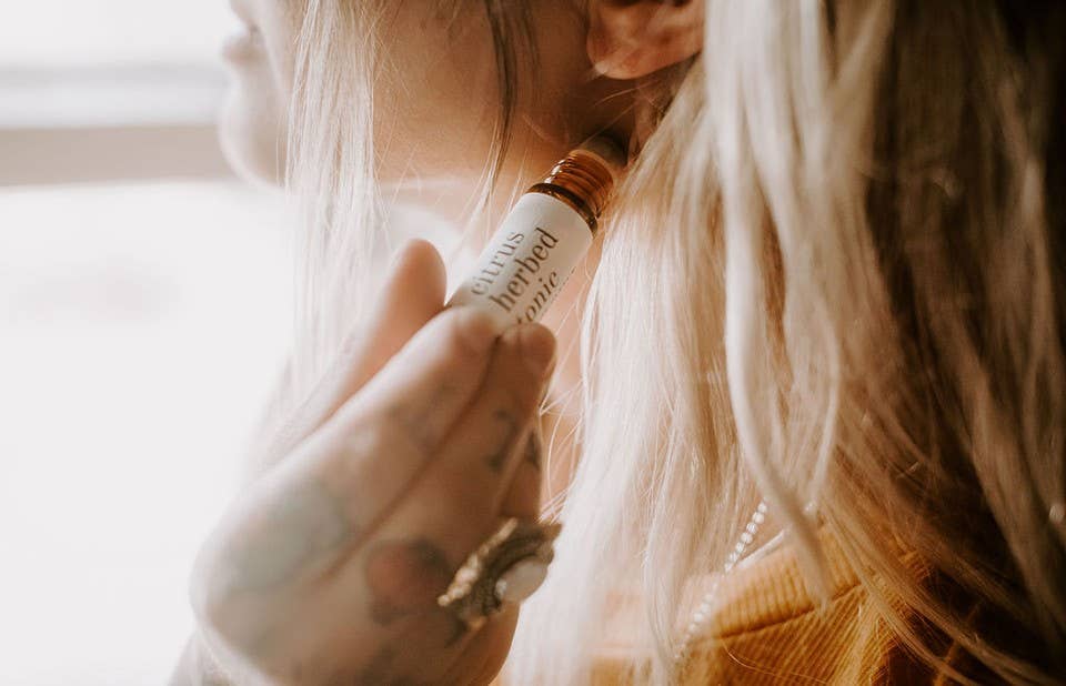 Coconut Sandalwood Roll-on Perfume