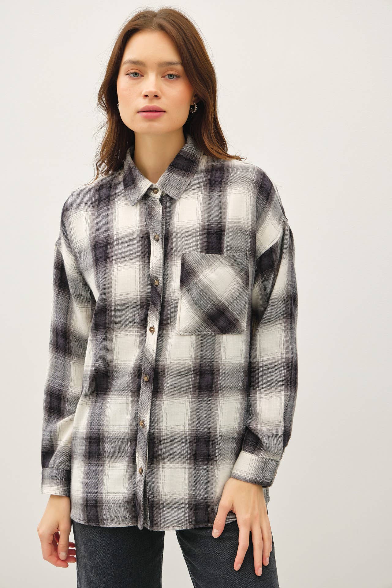 OVERSZIED CHARCOAL FLANNEL