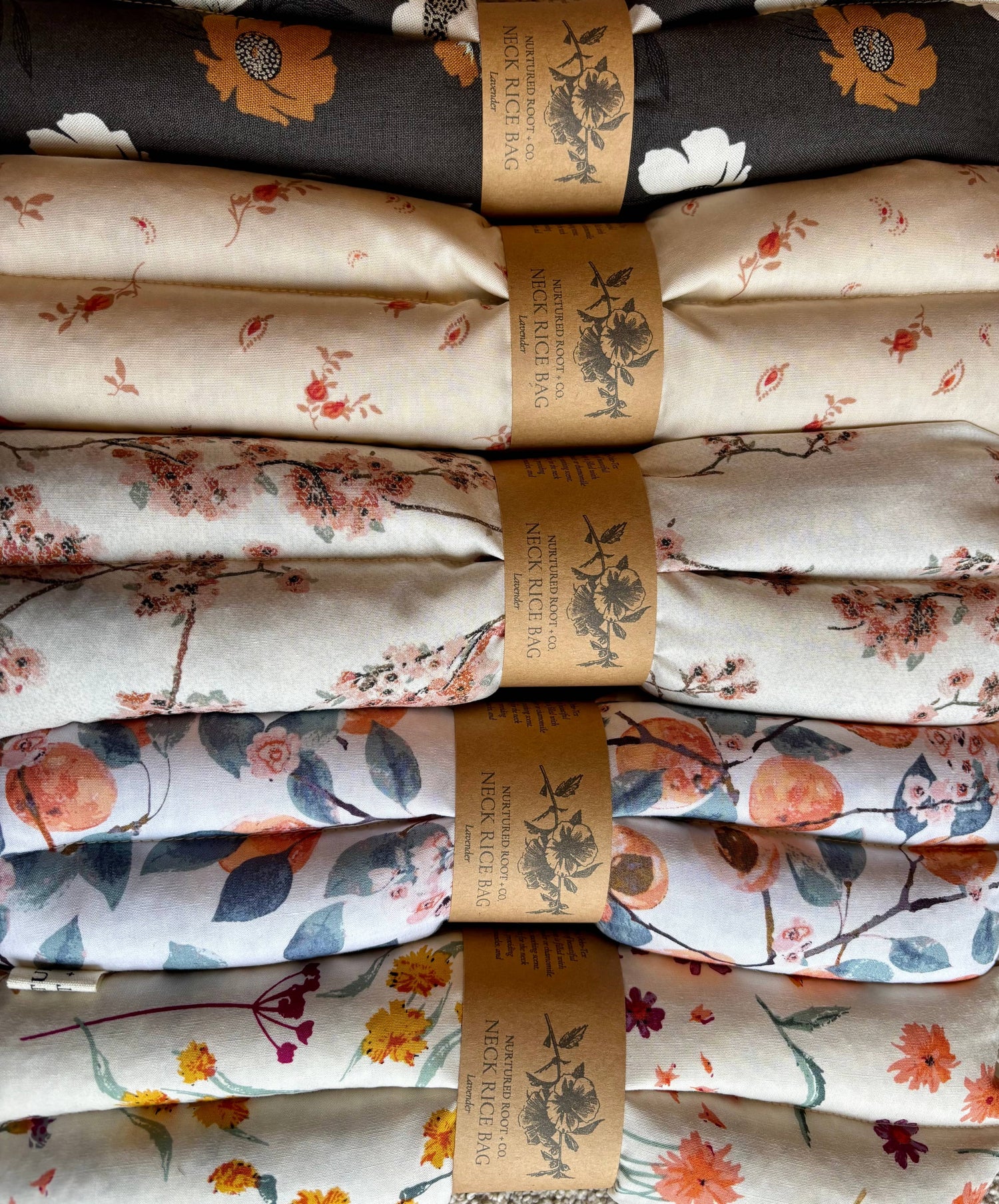 Neck and Shoulder Hot & Cold Rice Bag: Floral / Cotton / Peppermint Lavender
