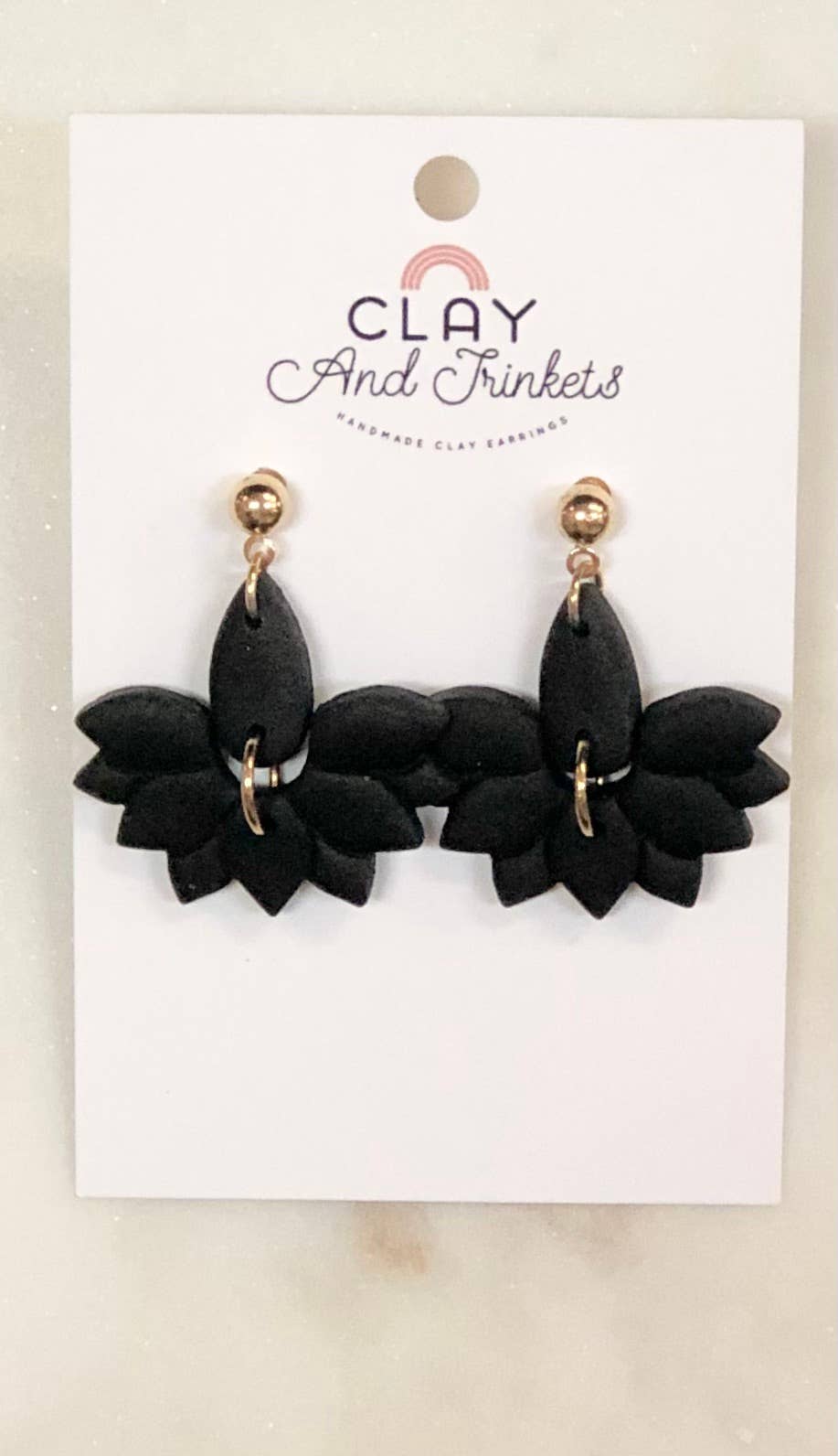 Ellison Dangles / Black